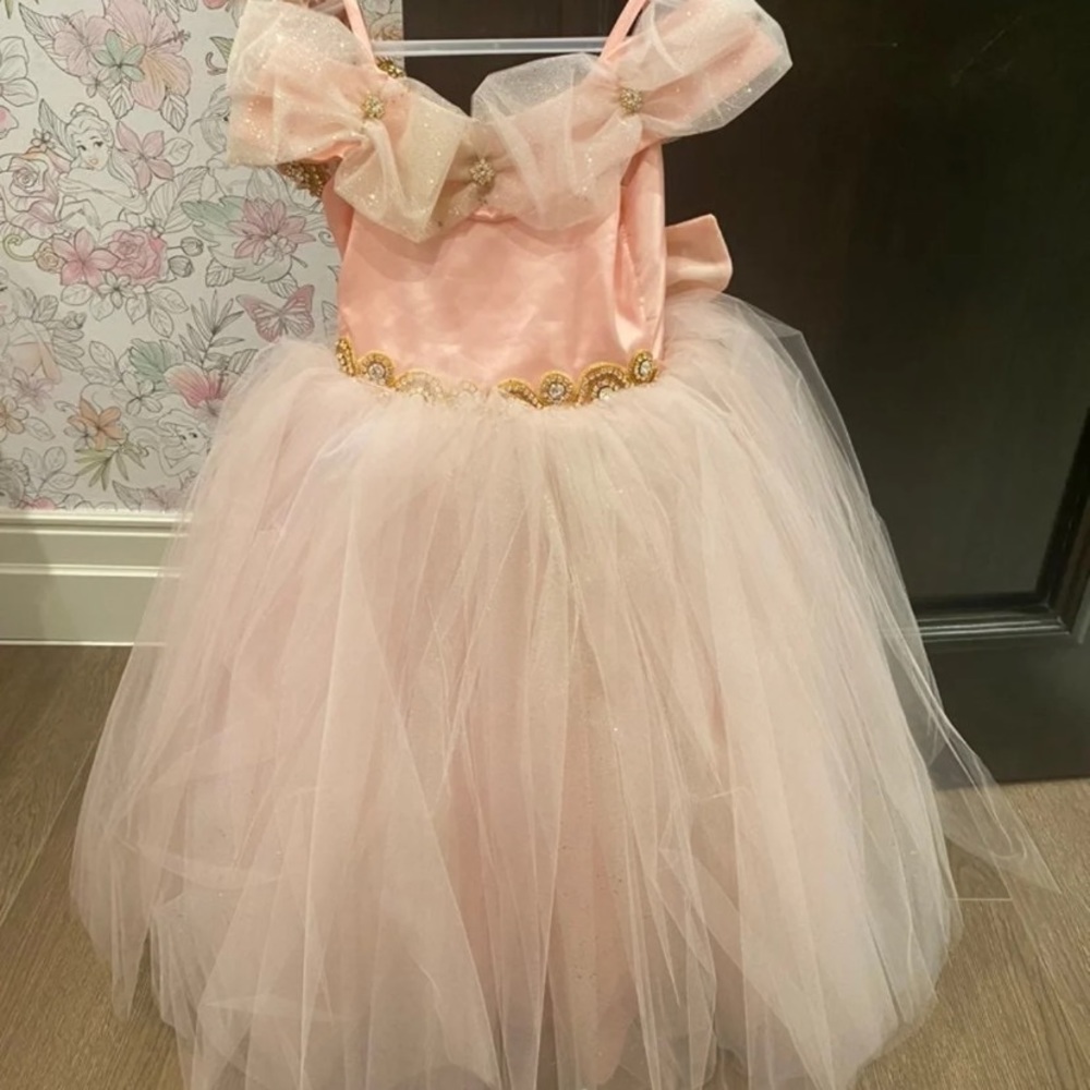 Dress girl